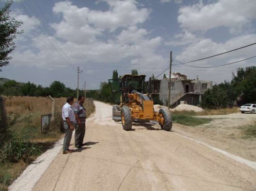 Alaaddin mahallesinde  asfalt çalışması yapılıyor