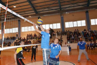 Voleybolda sıra öğretmenlerde 