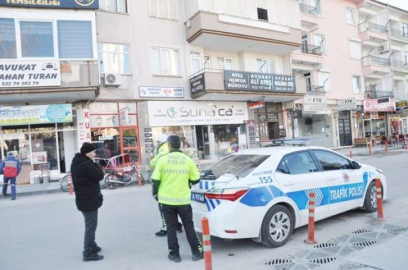 Polis Uygulama Yaptı