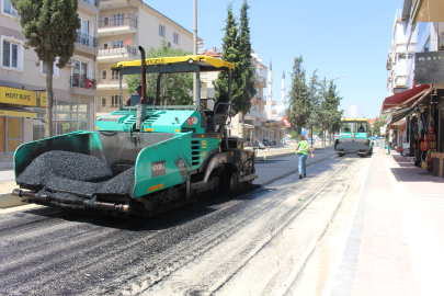 Korkuteli İstiklal Caddesi asfaltlanıyor