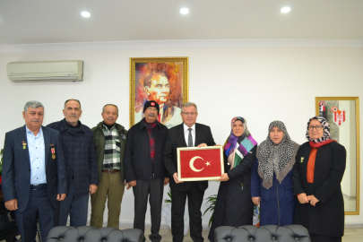 Şehit Ailelerinden Müdür Canbazoğlu’na Ziyaret