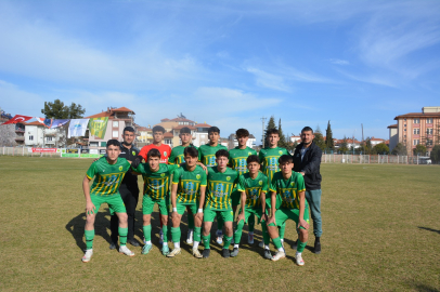 Korkuteli Belediye Spor U17 Takımı Göz Dolduruyor!